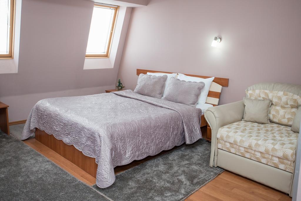 Sin-Kom Hotel Garni Pirot Room photo